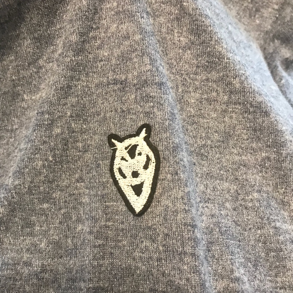 Light blue gray hoodie - Picture 4 of 5